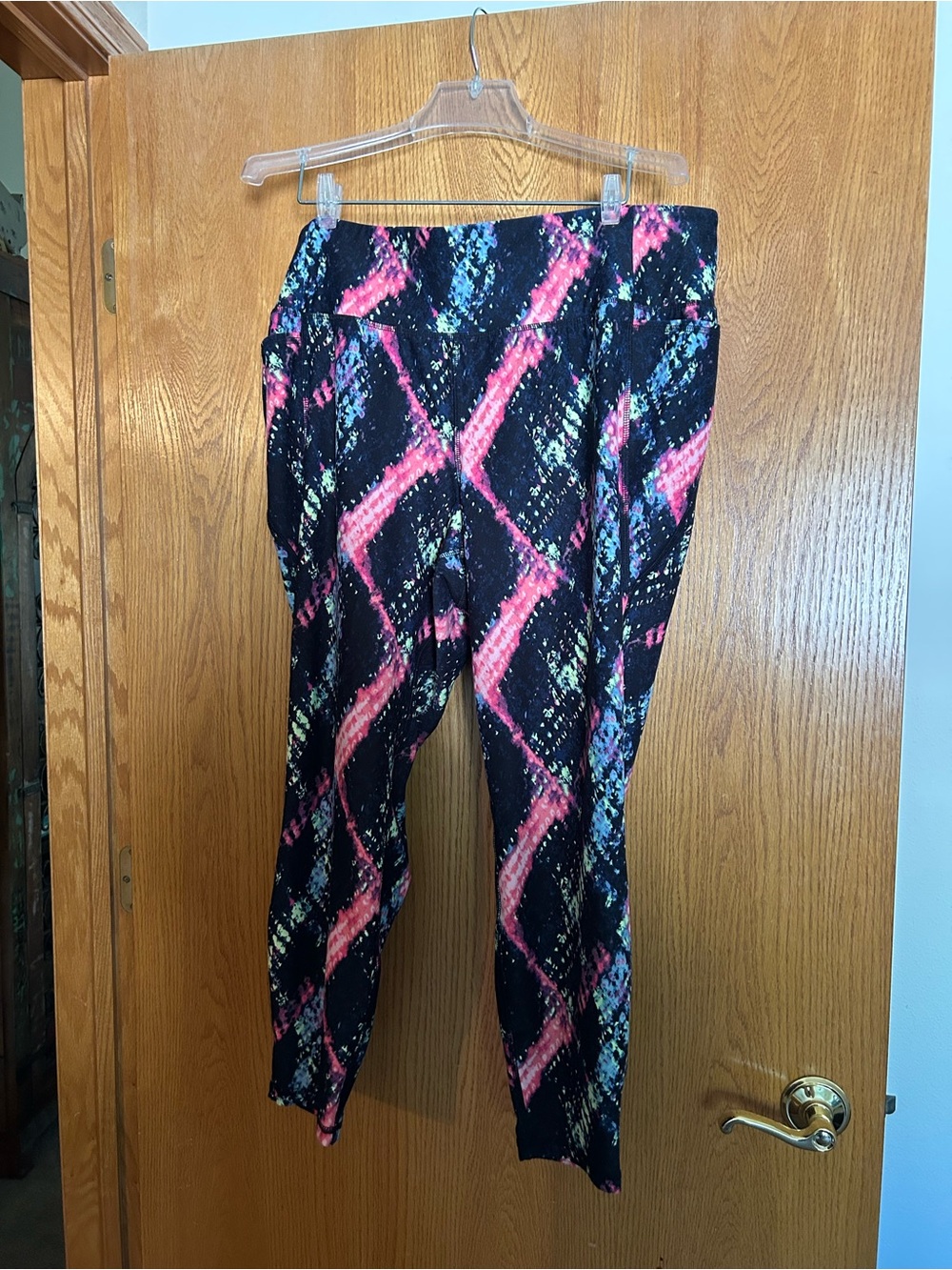 Lane Bryant Black Leggings with Pink & Blue Abstract Print